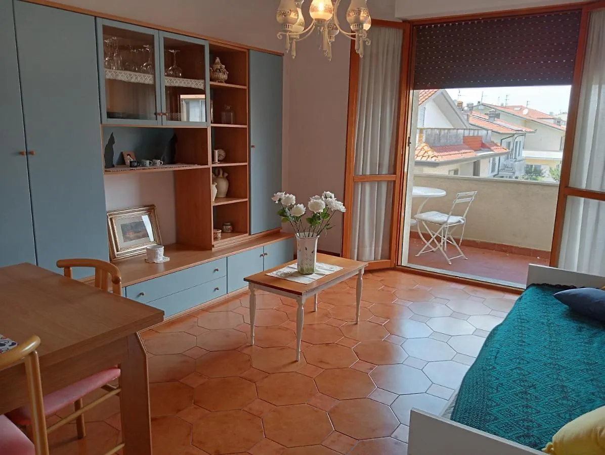 Free Parking☆☆☆☆☆ Elegant Apartment Βιαρέτζιο